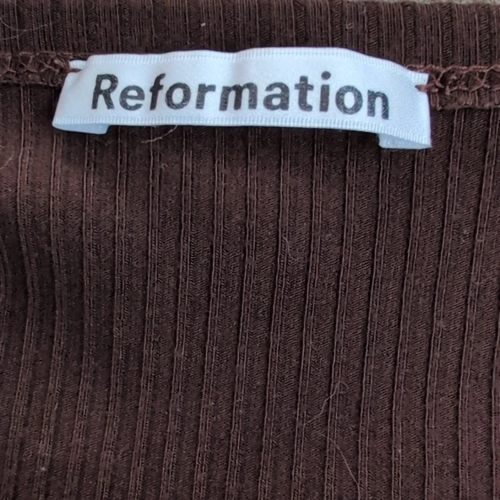 Reformation Virgil knit brown top. Size M. - Picture 5 of 6